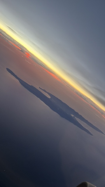 機窓から見えた佐渡島